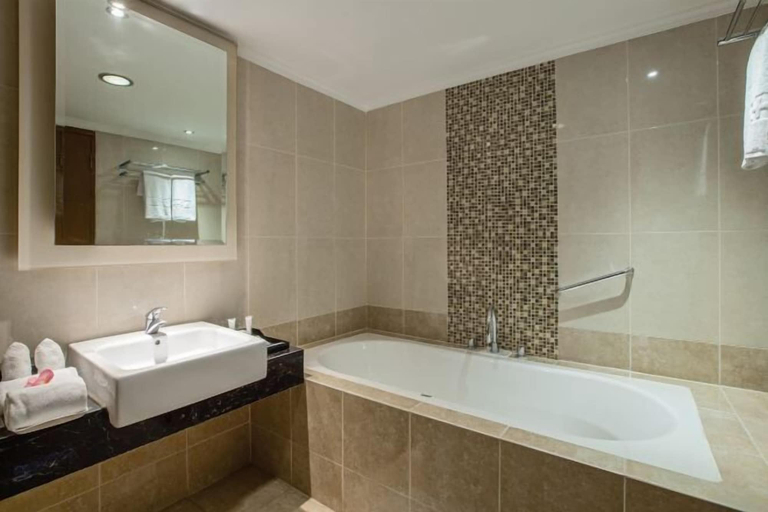 Bathroom 13