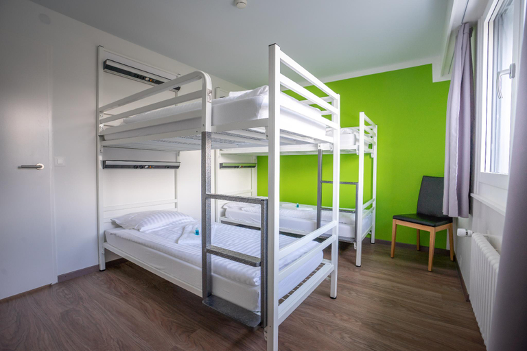 Bedroom 9