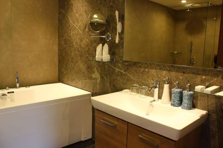 Bathroom 4, Niraamaya Retreats Samroha Athirappilly, Ernakulam