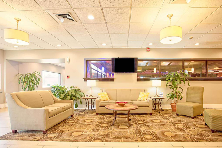 Public Area 3, Days Inn & Suites by Wyndham Johnson City, Washington