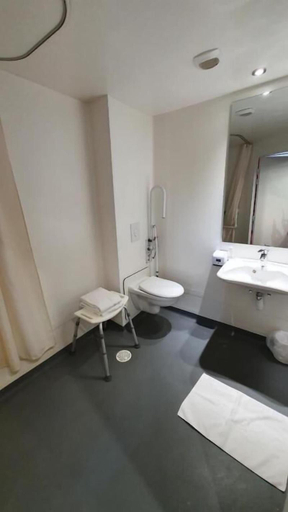 Others 3, In Hotel Nancy Frouard, Meurthe-et-Moselle