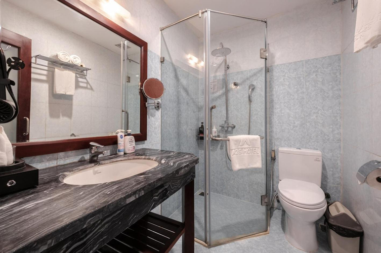 Bathroom 7
