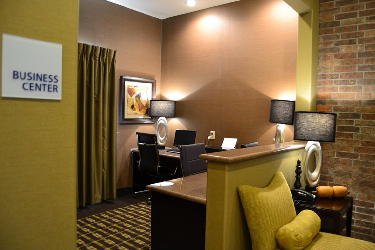 Public Area 5, Holiday Inn Express & Suites HEBER SPRINGS, Cleburne