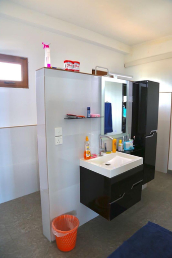 Bathroom 4, Paradise Beach Resort, Weligama