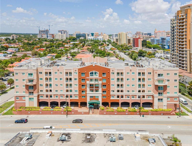 Others 5, Private bedroom in Miami - Coral Gables 601, Miami-Dade