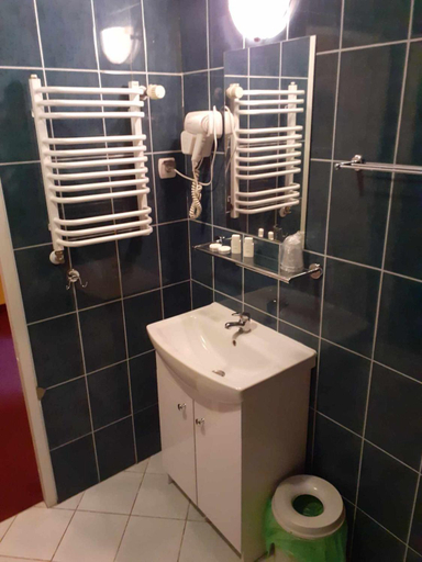 Bathroom 3, Hotel Spichlerz, Stargard