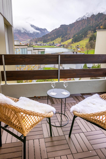 Others 5, Wunderstay Alpine 203 Chic Studio with Balcony, Mountain and Lake view, Obwalden