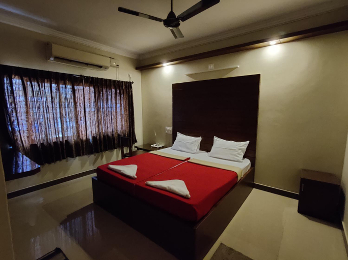 Others 4, Vyavahar lodge, Udupi
