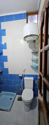Bathroom 3, Meshra Katto, Aswan