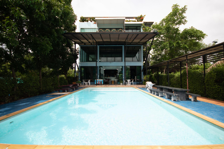 Swimming Pool 3