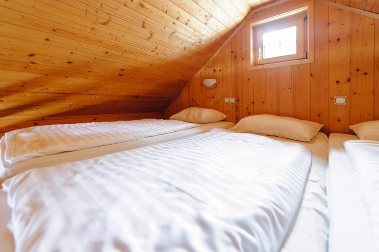 Room 2, Holiday Home in Gaal im Murtal in a Beautiful Setting, Murtal