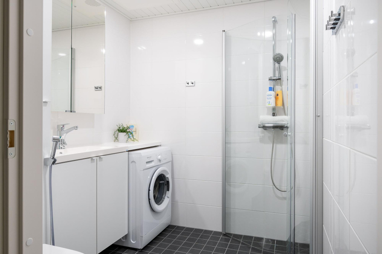 Bathroom 4, Hiisi Homes Vantaa Kaivoksela, Uusimaa