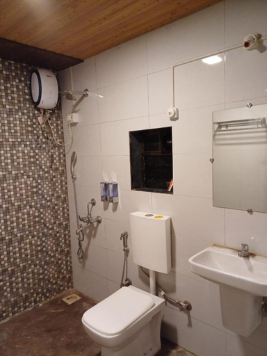 Bathroom 3, The Malshej Mist, Thane