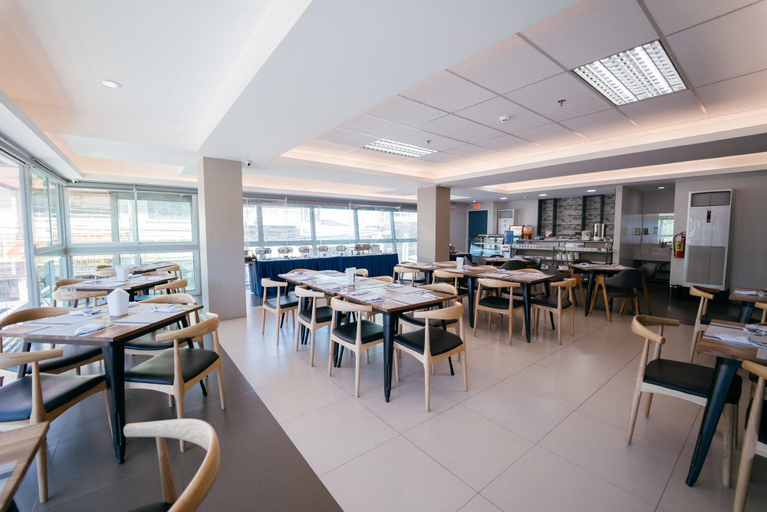 Food & Drinks 5, Henia Hotel, Dumaguete City