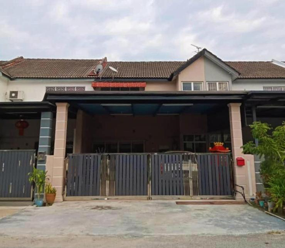 Others 2, Malim Joyous Homestay - rent room only, Malacca City