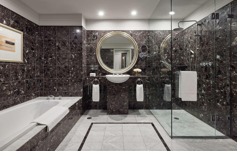 Bathroom 5, Hyatt Hotel Canberra, Canberra