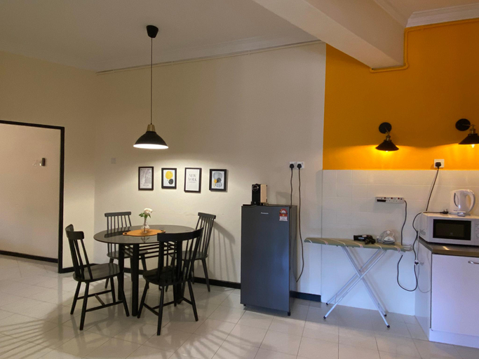 Dining Room 8