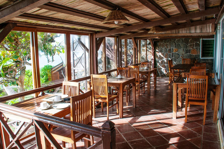 Food & Drinks 5, Chantauvent Guesthouse