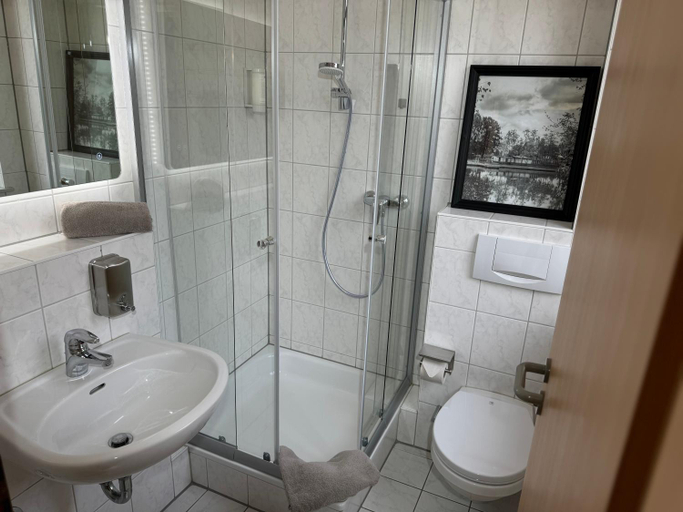 Bathroom 2, Zimmer8 bei Gocke, Steinfurt