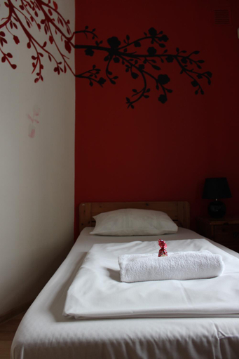 Bedroom 2, Viru Backpackers Hostel, Tallinn