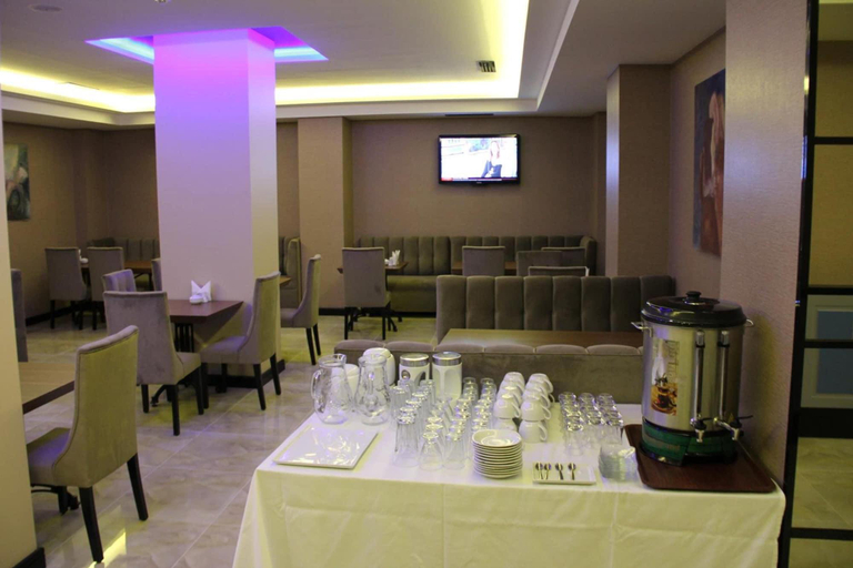 Food & Drinks 4, Airport Residence Kurtkoy, Pendik