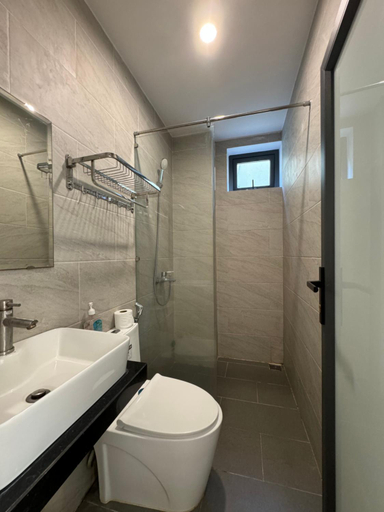 Bathroom 3, Coral Riverside Homestay & Hostel, Da Nang
