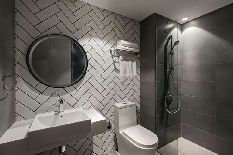 Bathroom 22