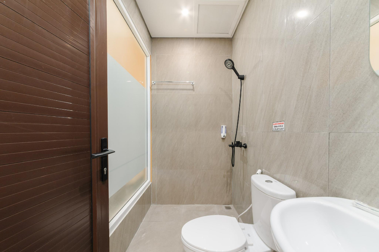 Bathroom 5