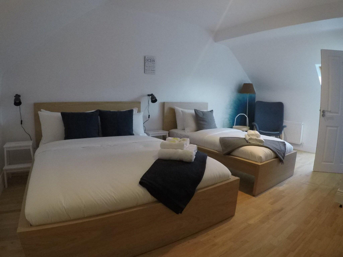 Bedroom 3, Seagull Cottage B&b