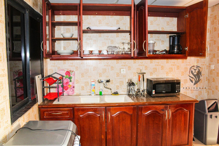 Others 2, Residence Le Carat, Wouri