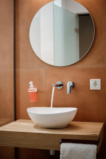 Bathroom 3, Dominoes Hotel Apartments, Ionian Islands