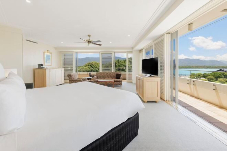 Bedroom 24
