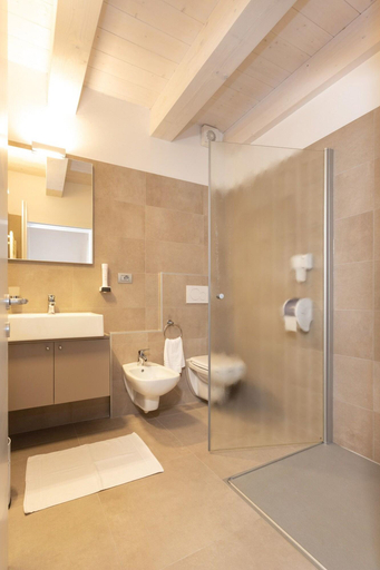 Bathroom 5, Locanda Le Due Travi, Trento
