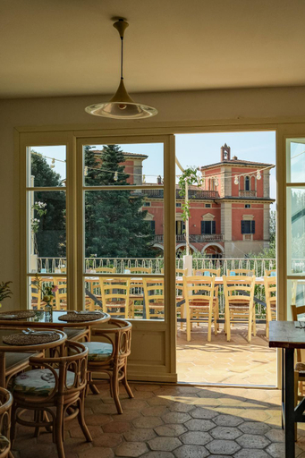 Food & Drinks 5, Villa Lena, Pisa