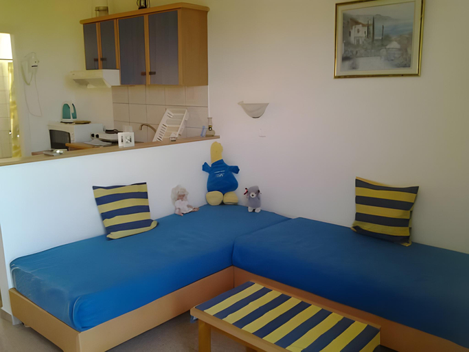 Bedroom 2, Galini Apartments, Crete