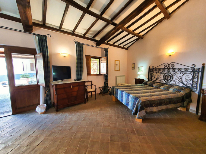 Bedroom 3, Le Vigne, Viterbo
