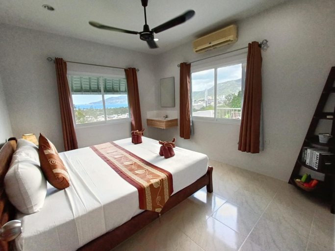 Bedroom 8