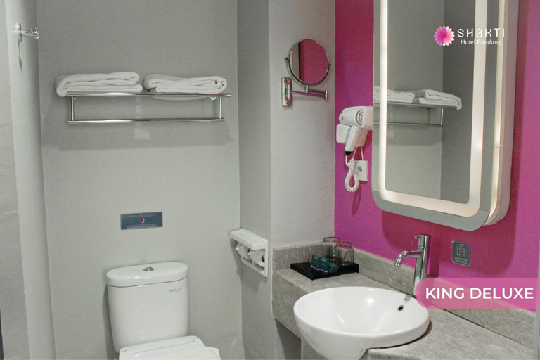 Bathroom 20