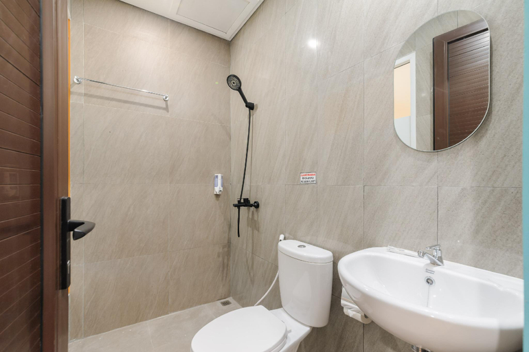 Bathroom 4