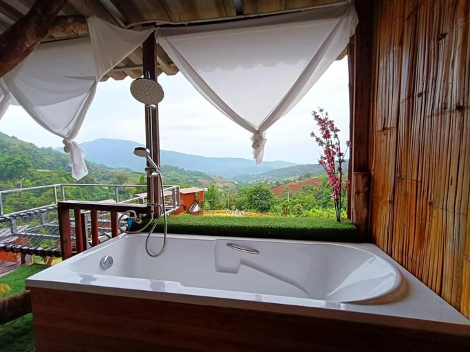 Bathroom 2, บ้านลิ้นจี่โฮมสเตย์ Baan Lychee homstay , Mae Rim
