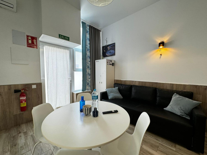 Facilities 5, Rodrigues 15, Valencia