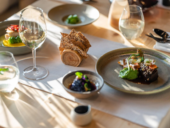 Food & Drinks 5, Resort Oblik, Louny