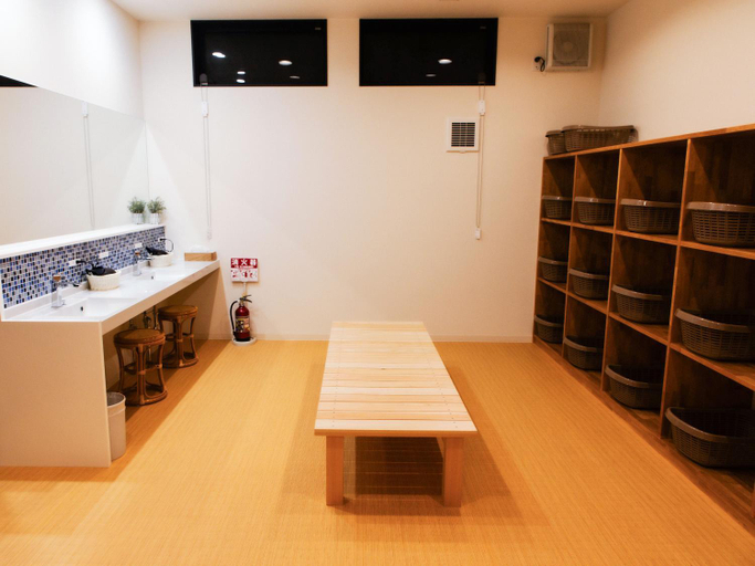 Others 2, ホテルコンソラータ, Shingū