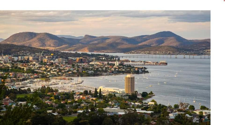 Others 2, Cosy renovated 2 bed villa in superb location, Hobart