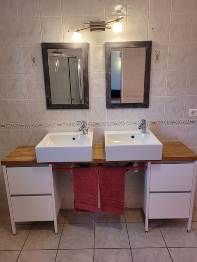 Bathroom 3, B&B BonjourSoleil, Aude