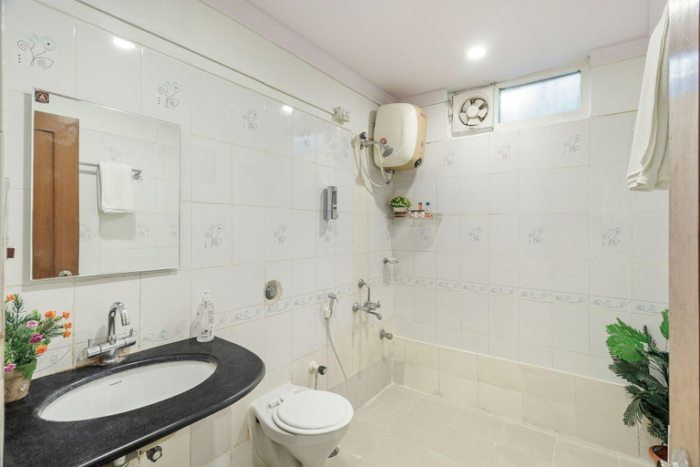 Bathroom 4, Octave Church Inn, Bangalore