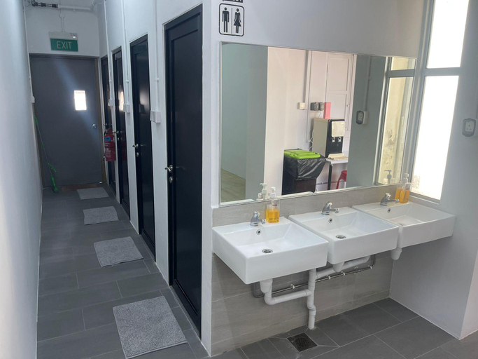 Bathroom 3