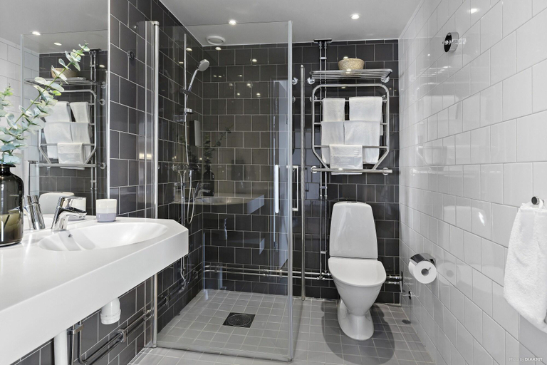 Bathroom 4, Forenom Aparthotel Stockholm Kista, Sollentuna