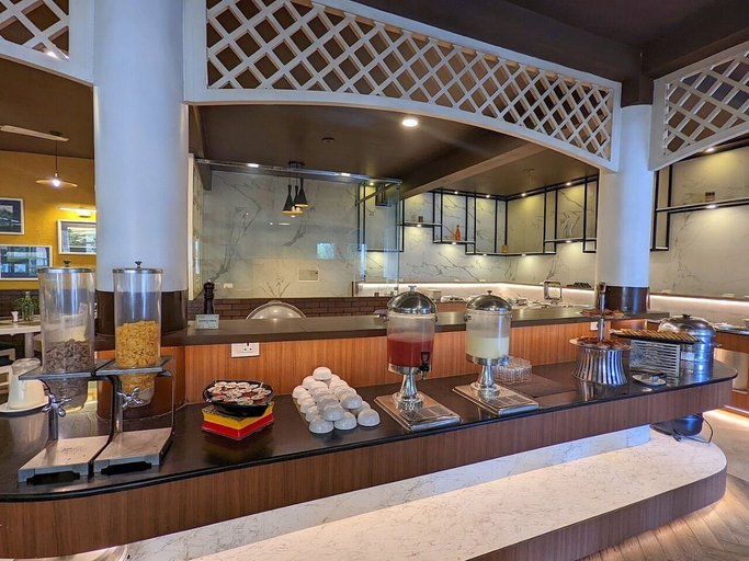 Food & Drinks 5, TGI STAR Holidays Yercaud, Salem