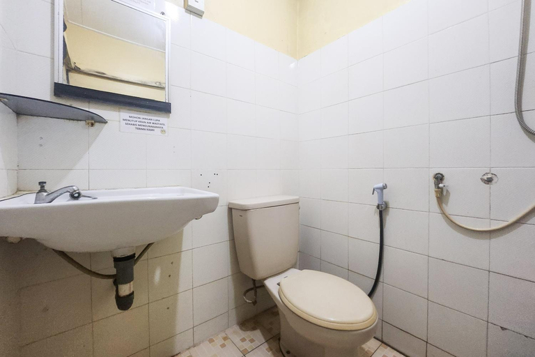 Bathroom 4